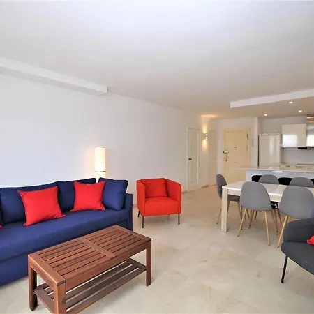 -frontline- Large, 1st Floor Modern Apartment-puerto Paraiso Апартаменты
